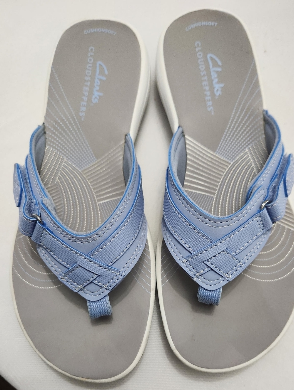 Clarks CLOUDSTEPPERS Light Blue Thong Sandals with Cushioned Footbed Size 7 - Picture 4 of 6